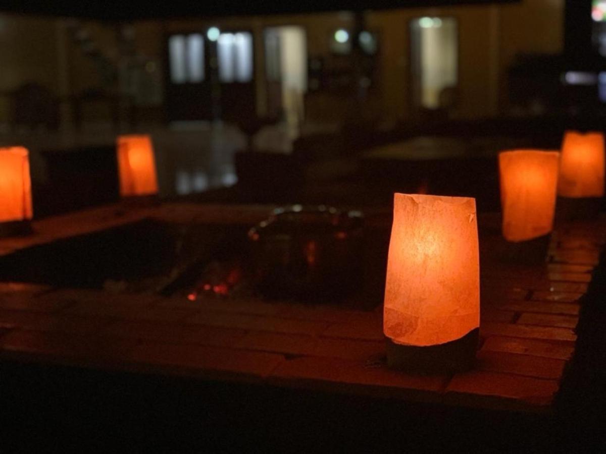 Al Sultana Luxury Camp Villa Wadi Rum Buitenkant foto